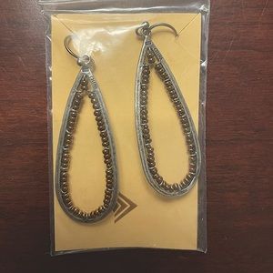 Silpada silver teardrop earrings